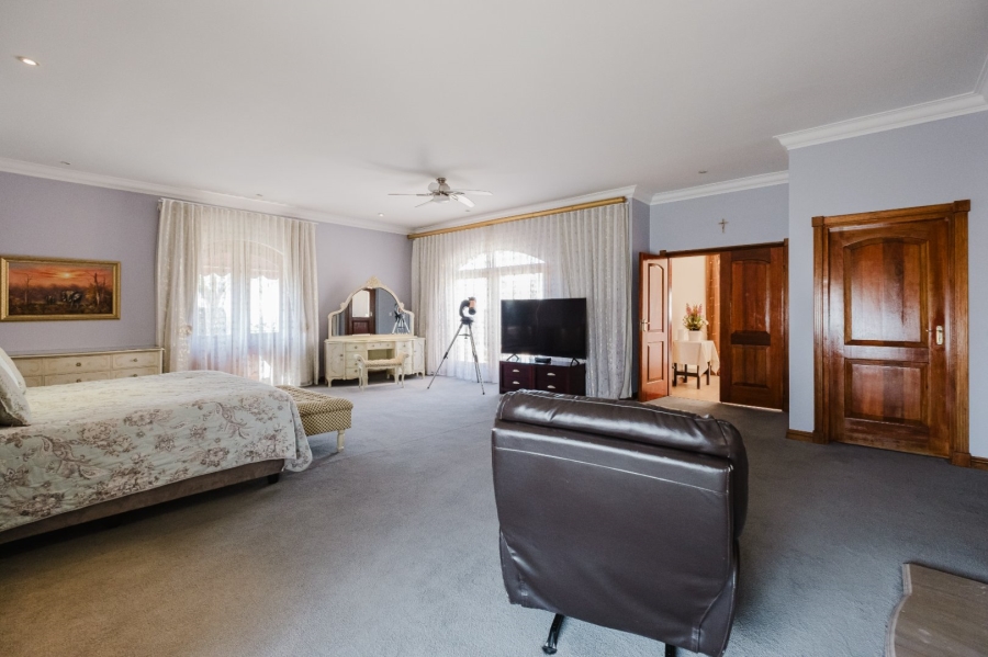 4 Bedroom Property for Sale in Bedfordview Gauteng