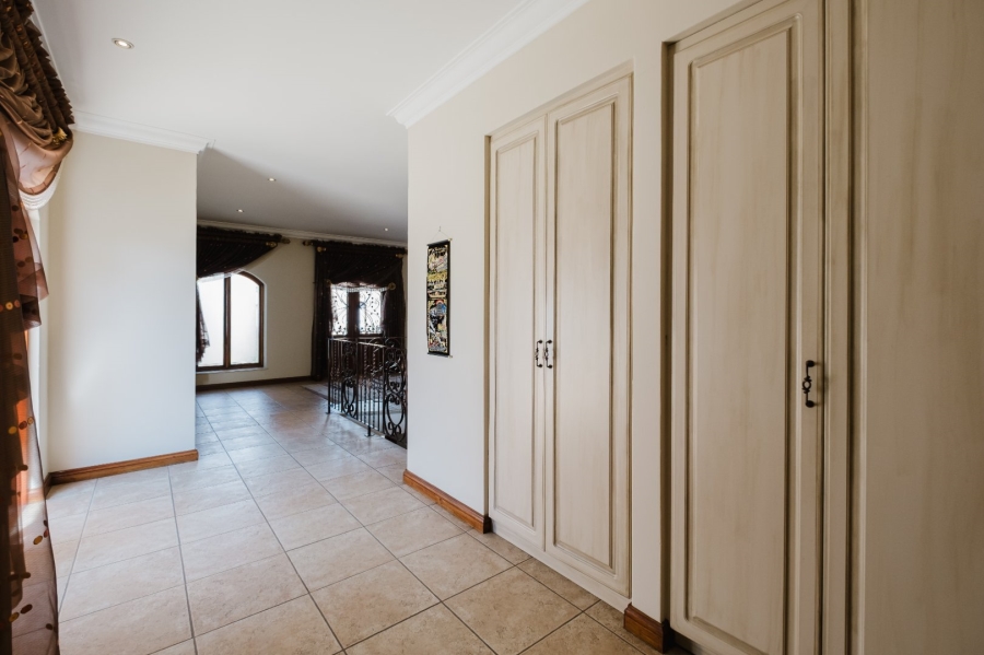 4 Bedroom Property for Sale in Bedfordview Gauteng