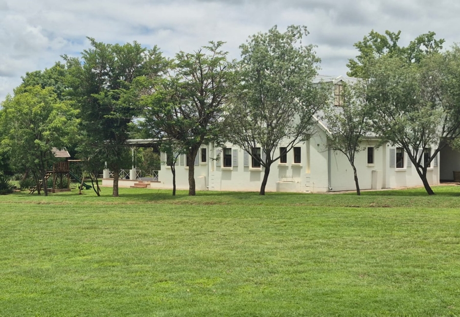 3 Bedroom Property for Sale in Waterlake Farm Lifestyle Estate Gauteng