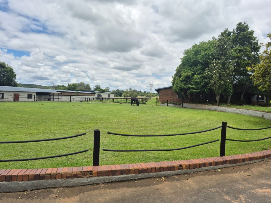 3 Bedroom Property for Sale in Waterlake Farm Lifestyle Estate Gauteng