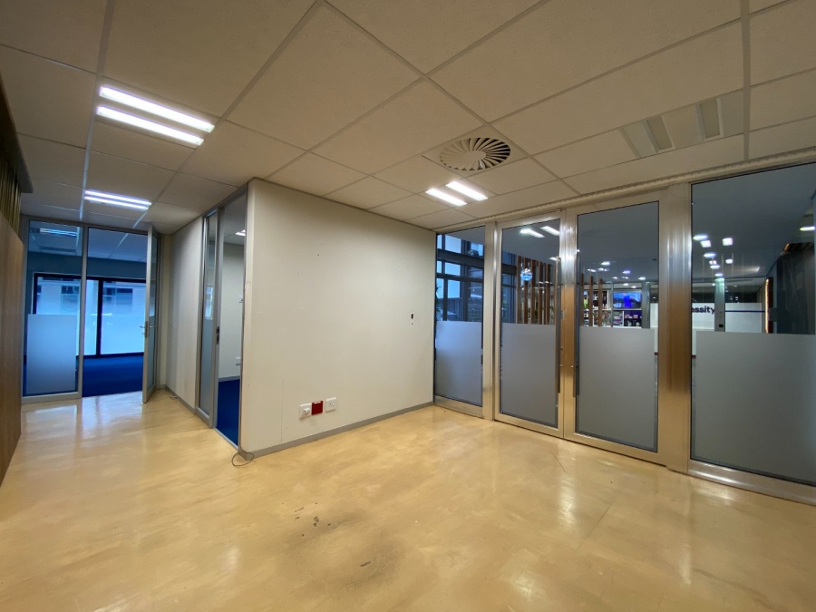 To Let commercial Property for Rent in Vorna Valley Gauteng