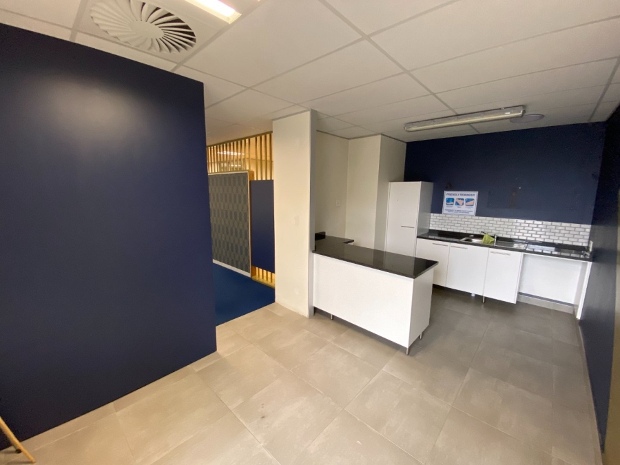 To Let commercial Property for Rent in Vorna Valley Gauteng