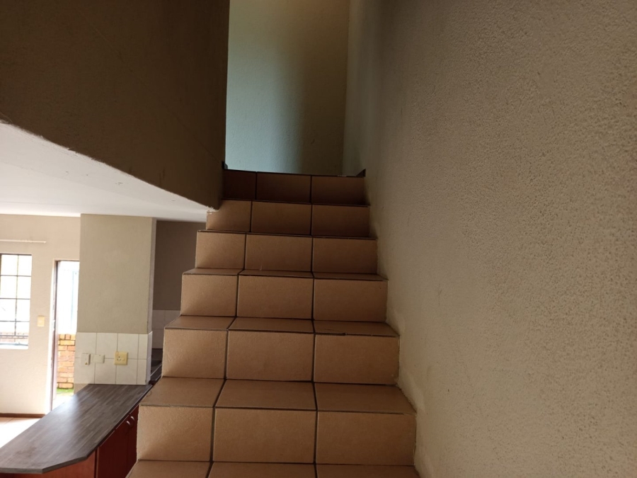 To Let 2 Bedroom Property for Rent in Halfway Gardens Gauteng