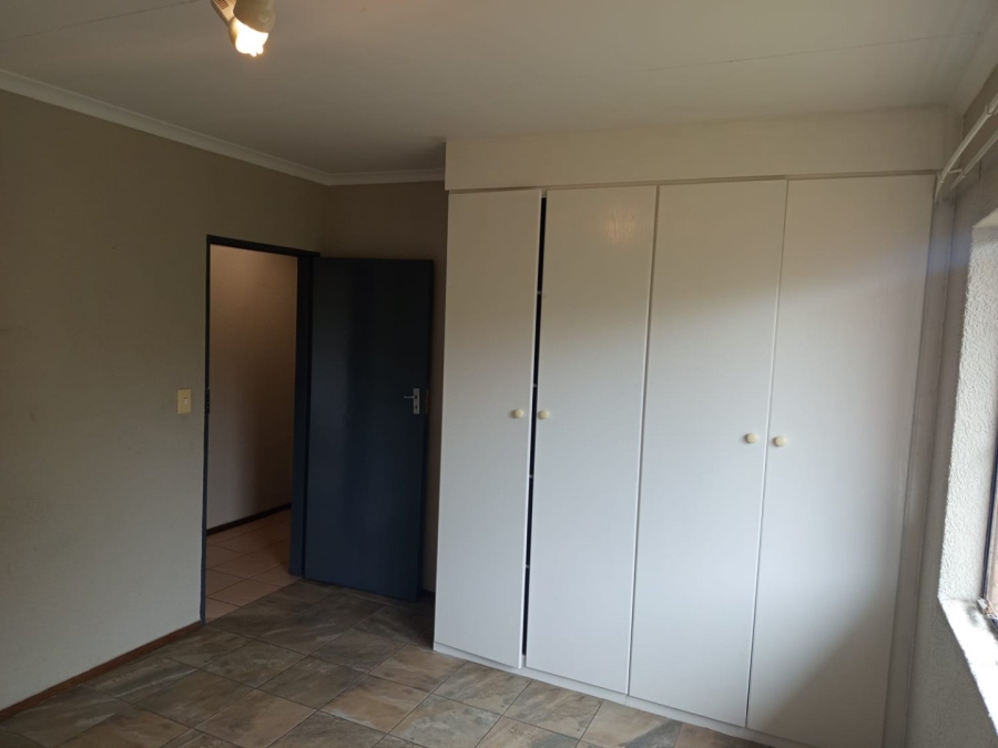 To Let 2 Bedroom Property for Rent in Halfway Gardens Gauteng