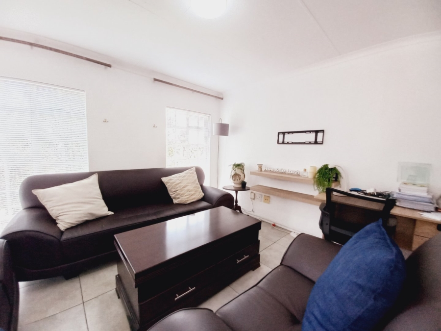 2 Bedroom Property for Sale in Eden Glen Gauteng