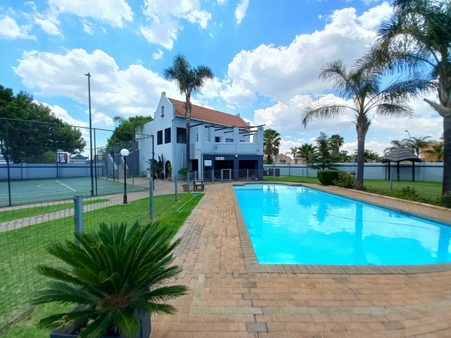 2 Bedroom Property for Sale in Eden Glen Gauteng