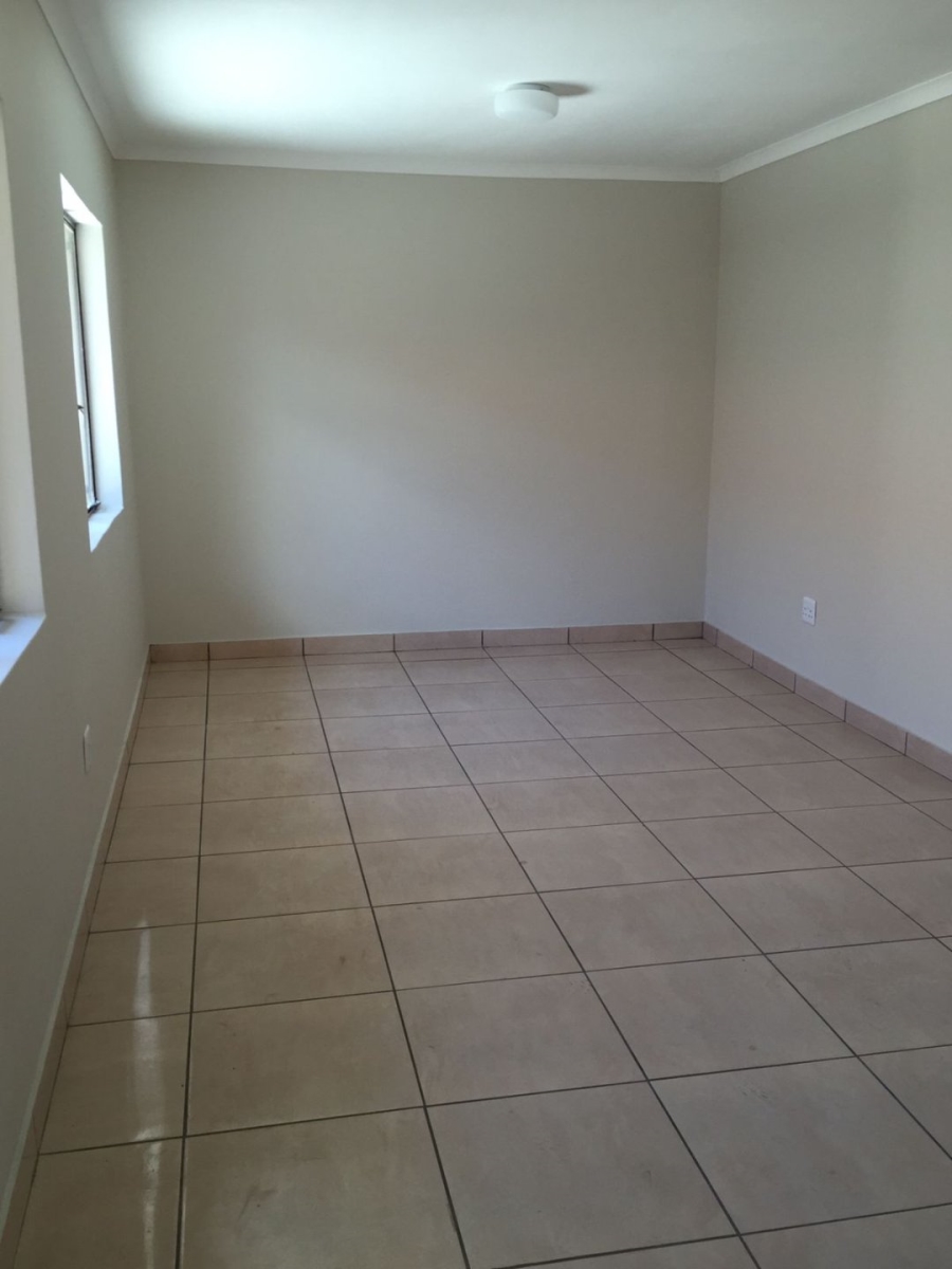 To Let 2 Bedroom Property for Rent in Edenvale Central Gauteng