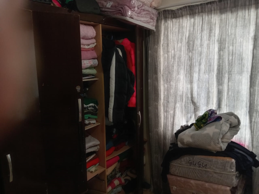 7 Bedroom Property for Sale in Kaalfontein Gauteng