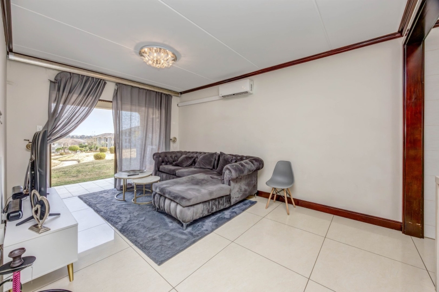 2 Bedroom Property for Sale in Maroeladal Gauteng