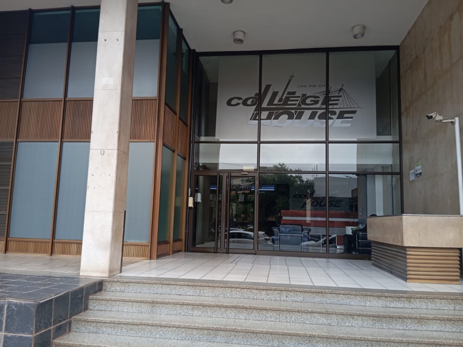 1 Bedroom Property for Sale in Braamfontein Gauteng