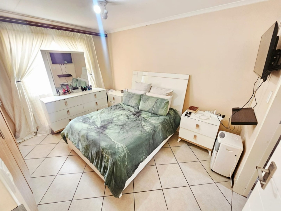3 Bedroom Property for Sale in Monavoni Gauteng