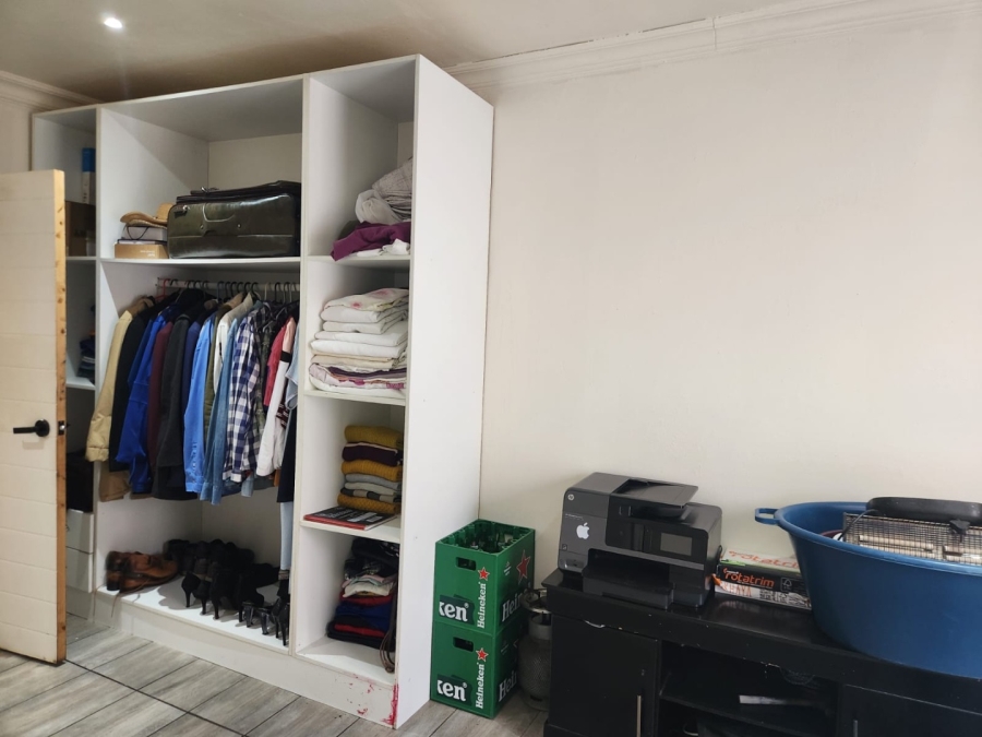 To Let 3 Bedroom Property for Rent in Meredale Gauteng