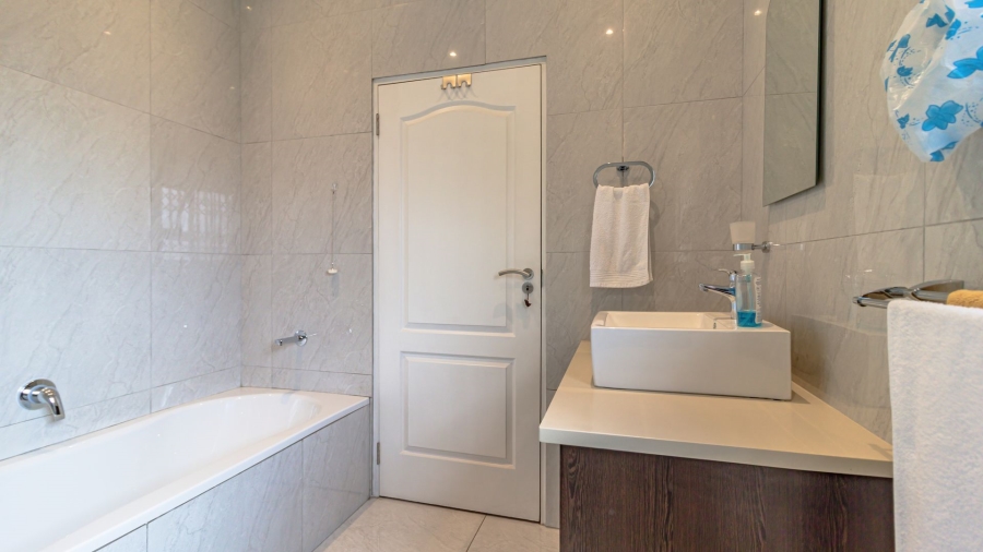 3 Bedroom Property for Sale in Pebble Creek Gauteng