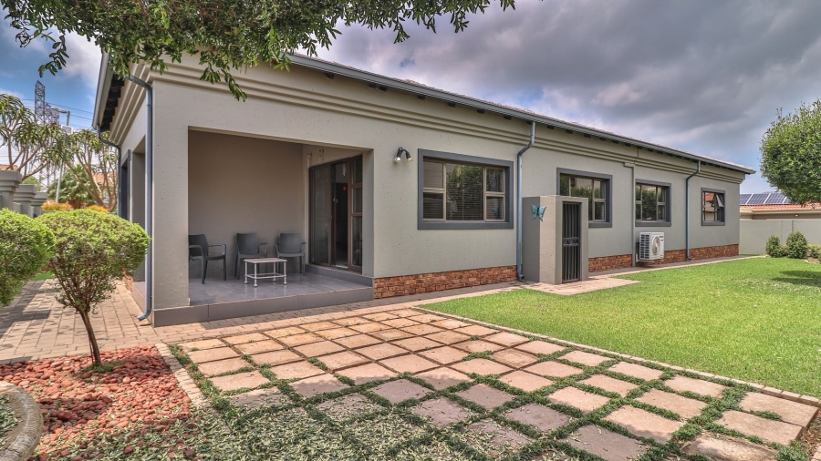 3 Bedroom Property for Sale in Pebble Creek Gauteng