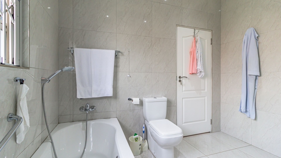 3 Bedroom Property for Sale in Pebble Creek Gauteng