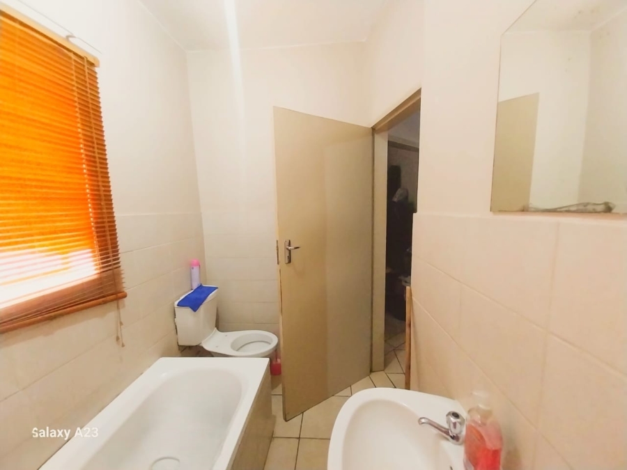 2 Bedroom Property for Sale in Pretoria Gardens Gauteng