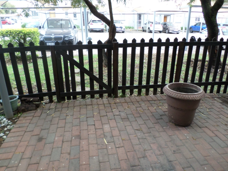 2 Bedroom Property for Sale in Aloe Place Gauteng