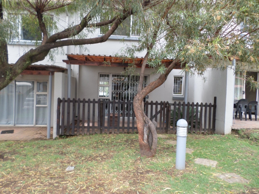 2 Bedroom Property for Sale in Aloe Place Gauteng