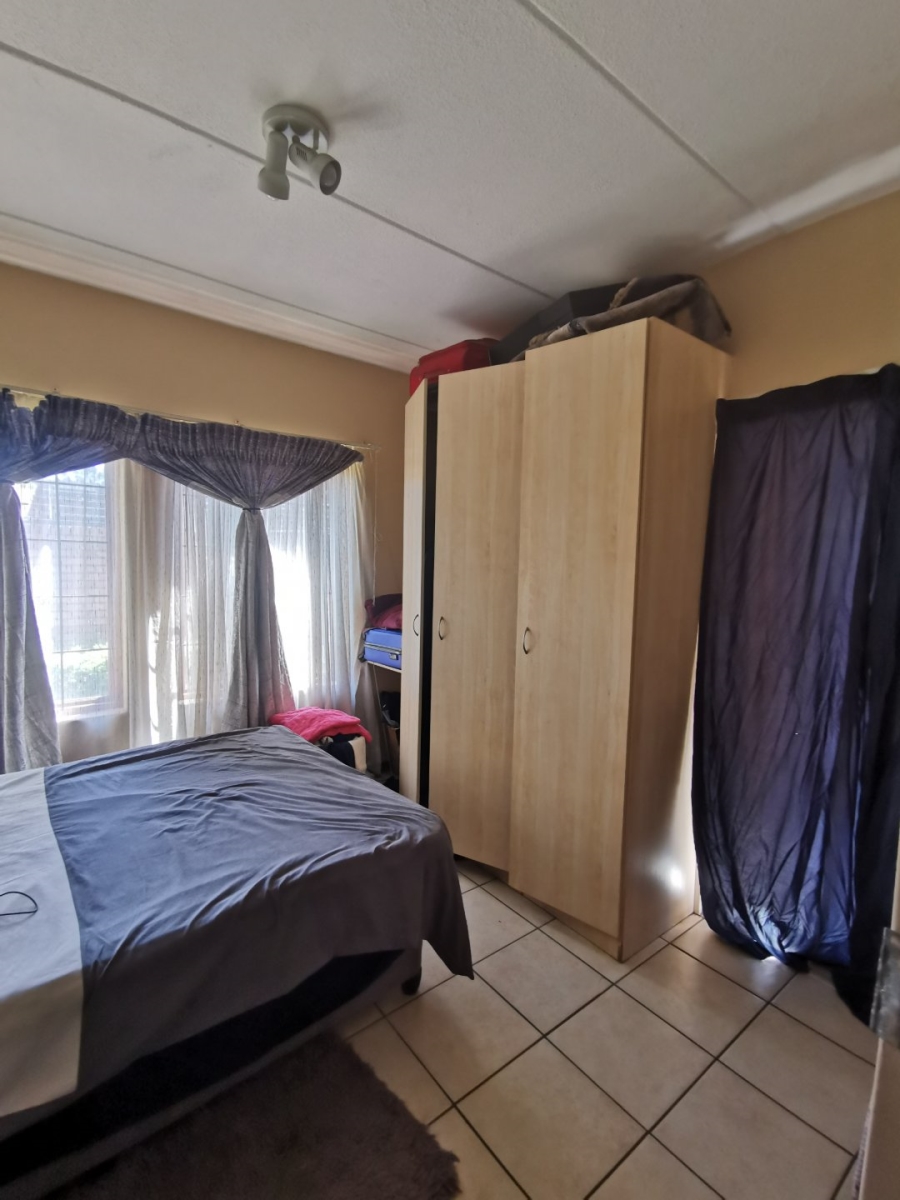 1 Bedroom Property for Sale in Montana Gauteng