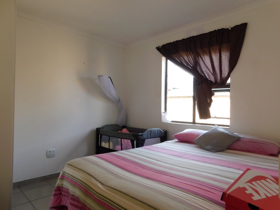 2 Bedroom Property for Sale in Albertsdal Gauteng