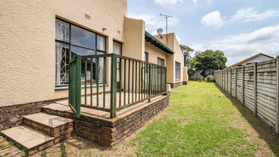 3 Bedroom Property for Sale in Bonaero Park Gauteng
