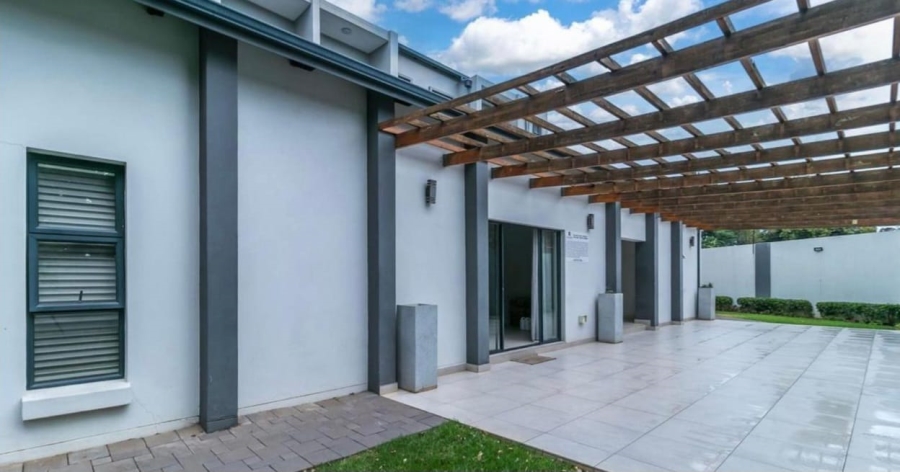 2 Bedroom Property for Sale in Halfway Gardens Gauteng