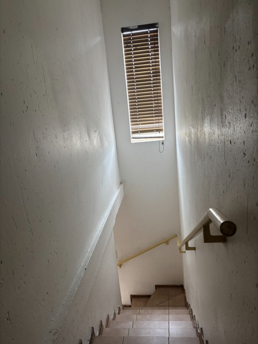 3 Bedroom Property for Sale in Noordwyk Gauteng