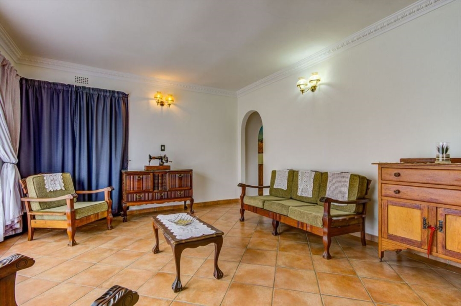 4 Bedroom Property for Sale in Farrarmere Gauteng