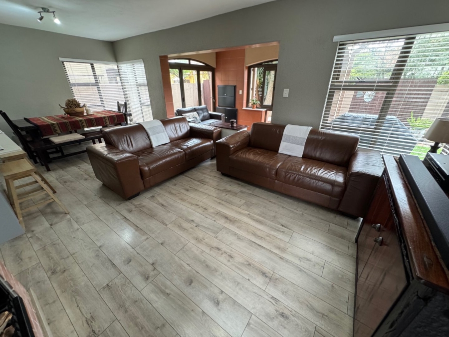 3 Bedroom Property for Sale in Glen Marais Gauteng