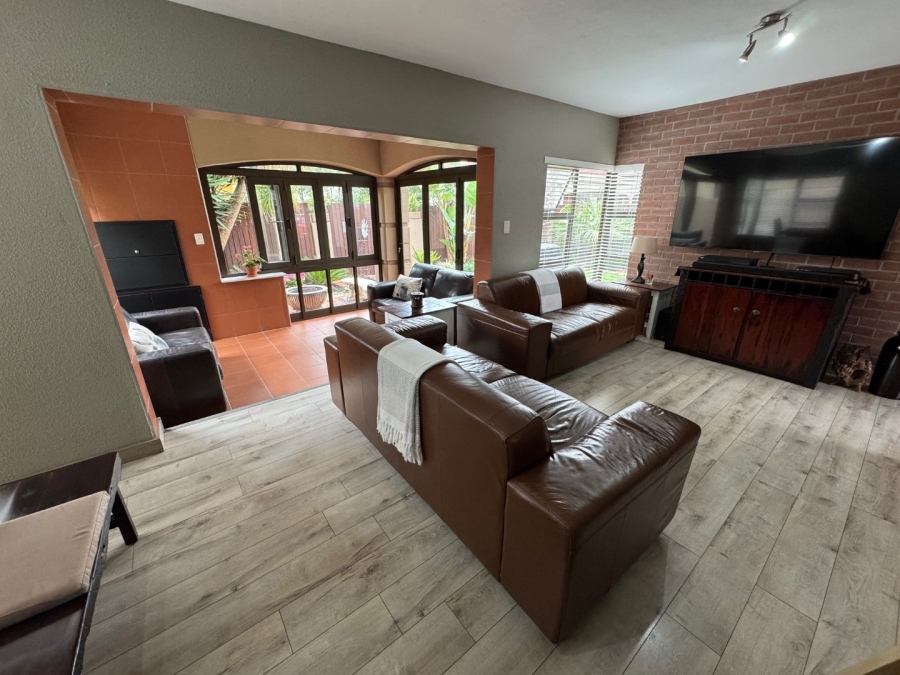 3 Bedroom Property for Sale in Glen Marais Gauteng