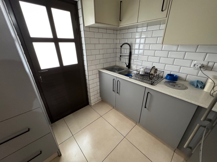 3 Bedroom Property for Sale in Glen Marais Gauteng