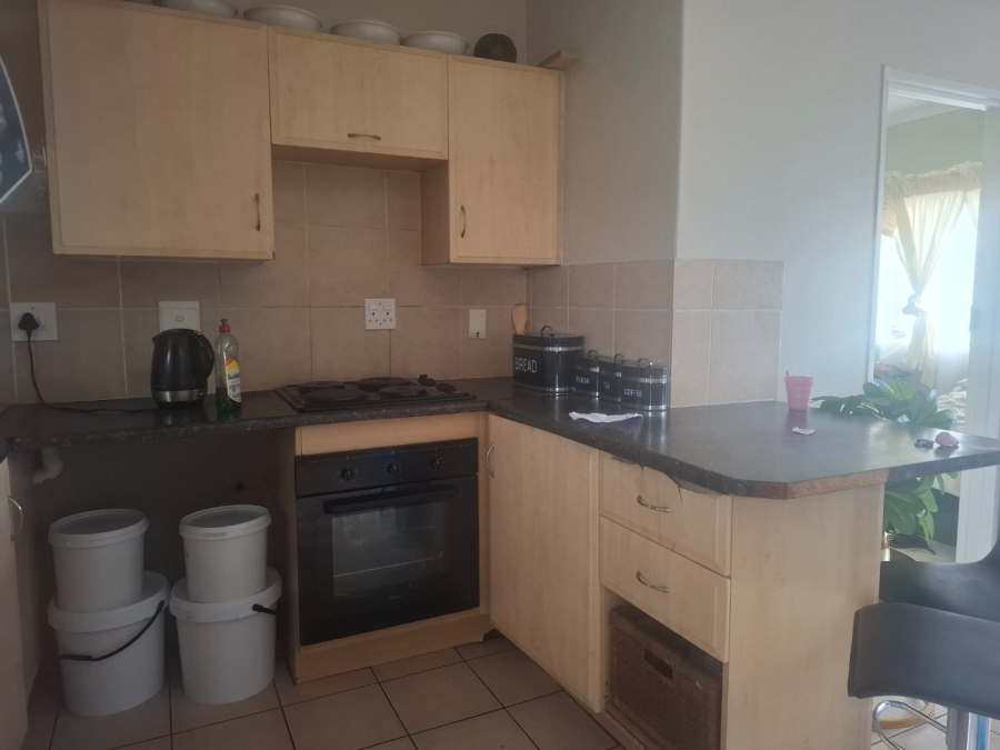 To Let 2 Bedroom Property for Rent in Karenpark Gauteng