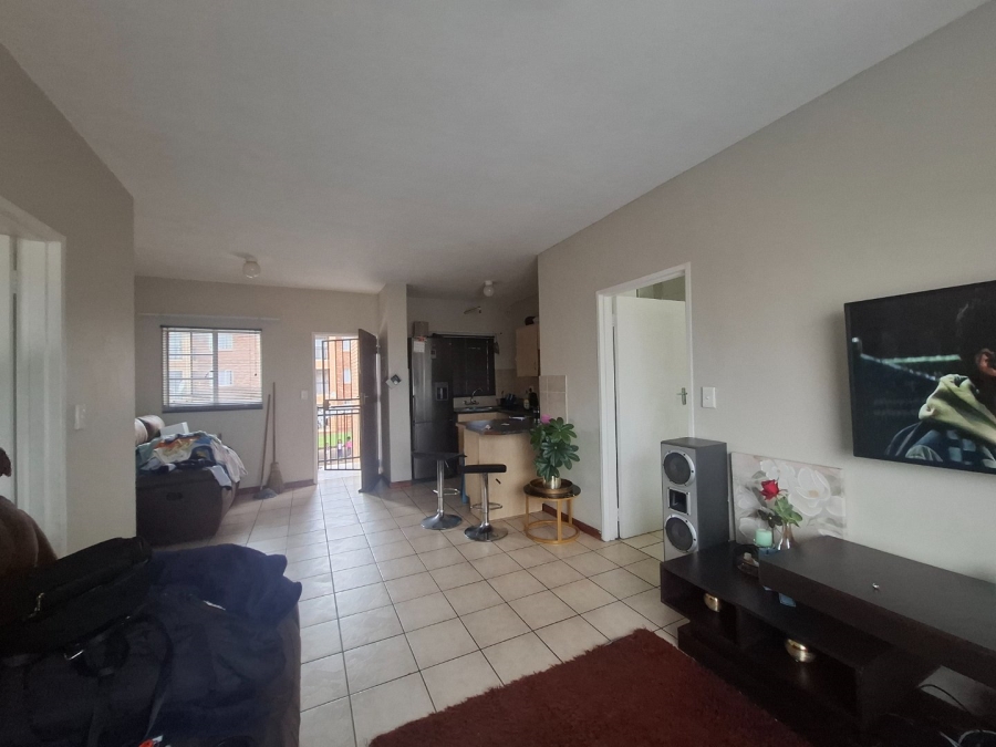 To Let 2 Bedroom Property for Rent in Karenpark Gauteng