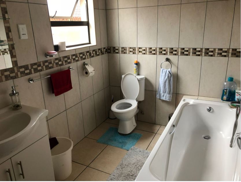 To Let 2 Bedroom Property for Rent in De Klerkshof Gauteng