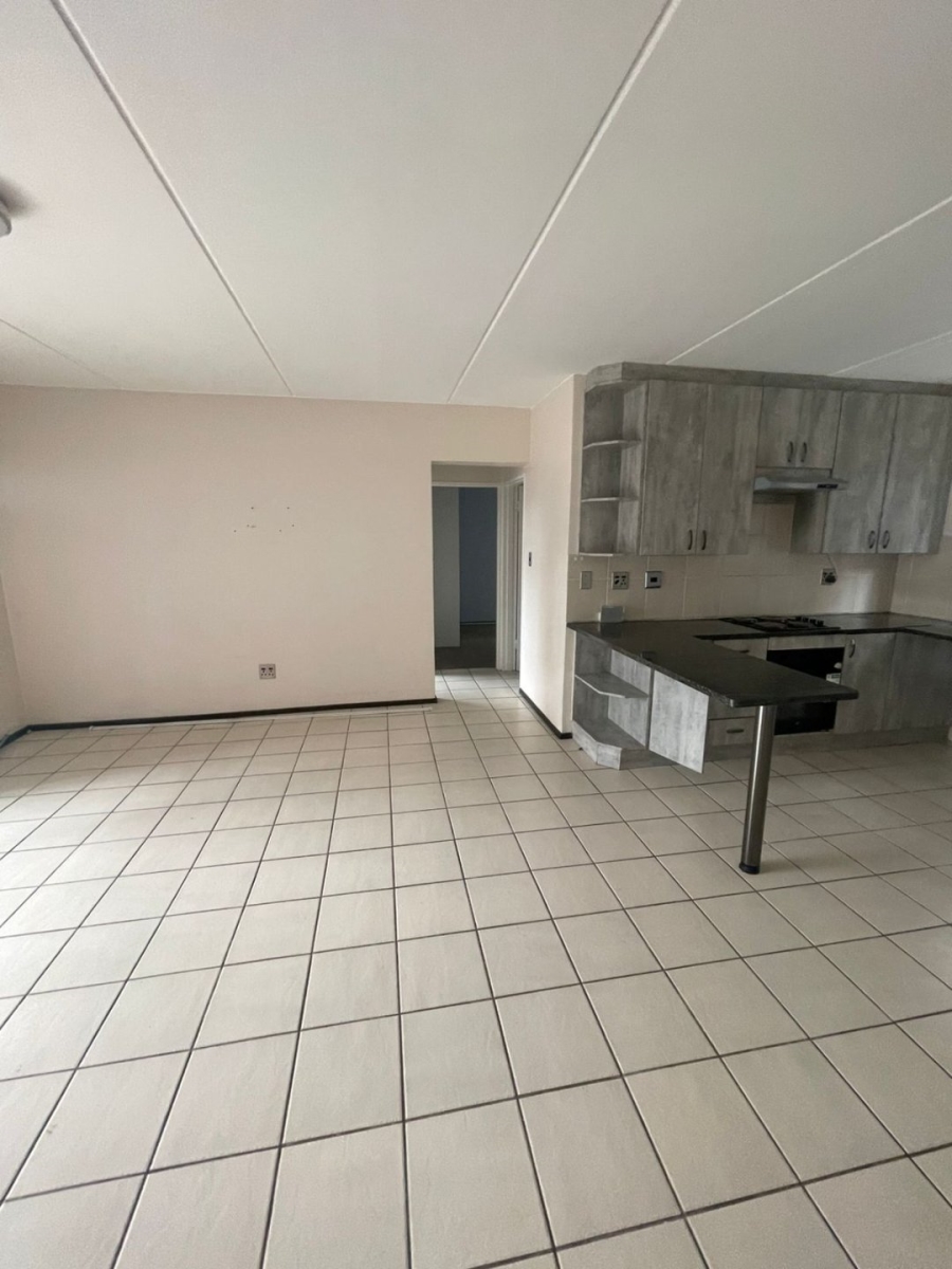 To Let 2 Bedroom Property for Rent in Bardene Gauteng