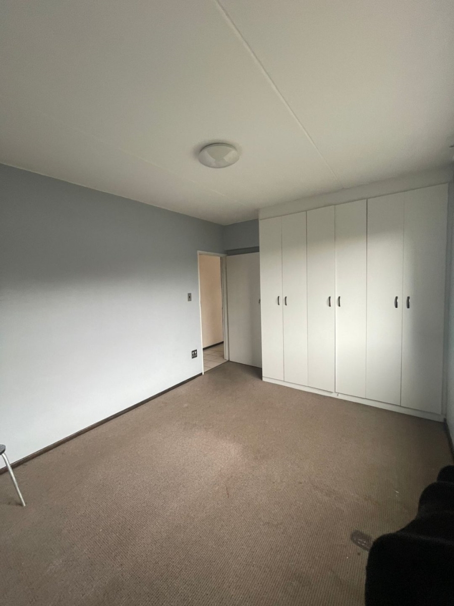 To Let 2 Bedroom Property for Rent in Bardene Gauteng