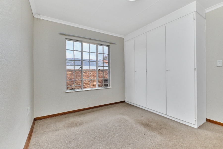 2 Bedroom Property for Sale in Honeydew Grove Gauteng