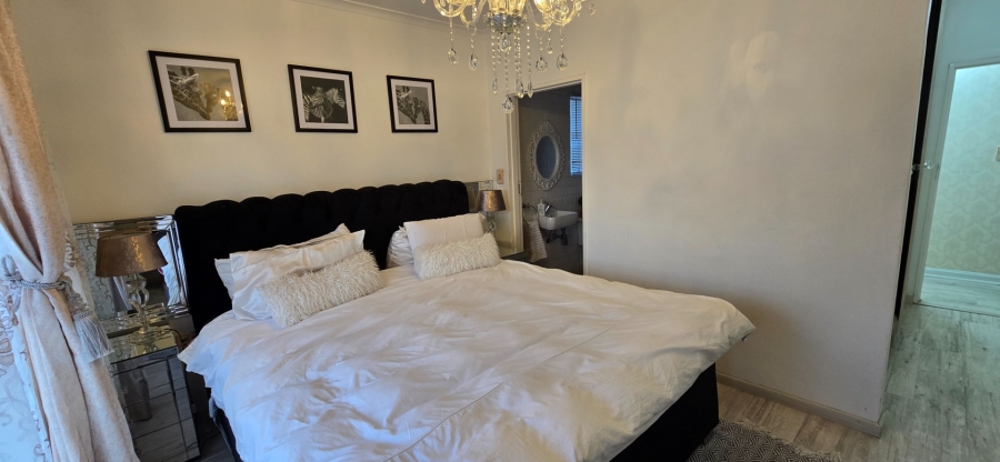 2 Bedroom Property for Sale in Crystal Park Gauteng