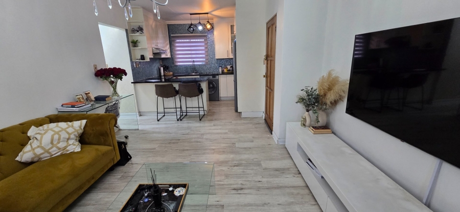 2 Bedroom Property for Sale in Crystal Park Gauteng