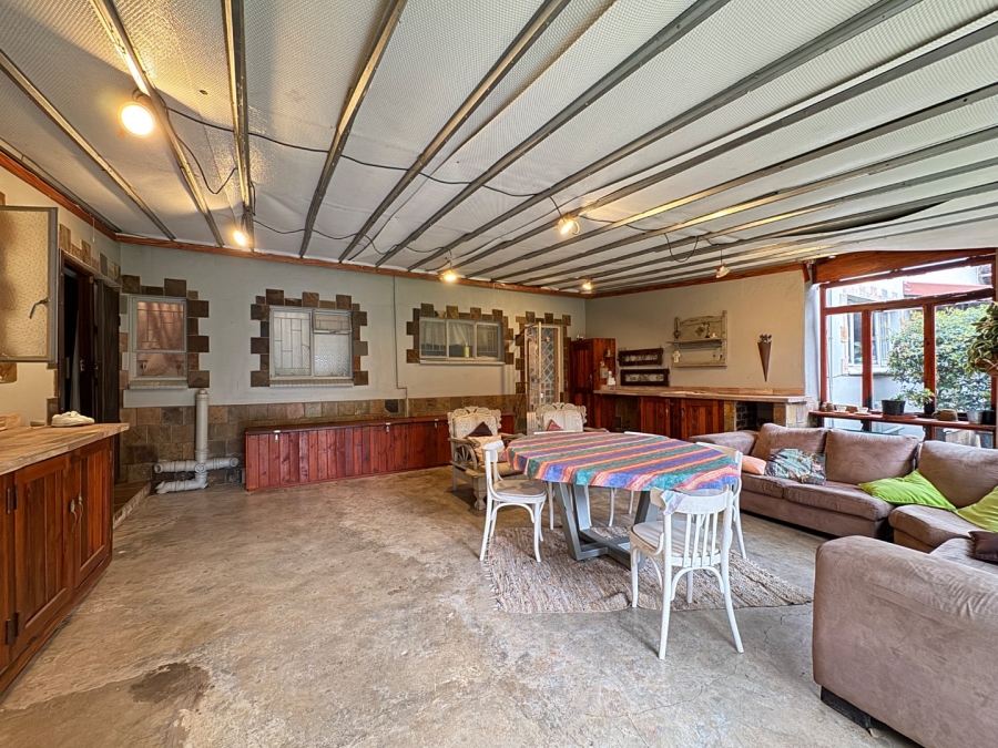 8 Bedroom Property for Sale in Lyttelton Manor Gauteng