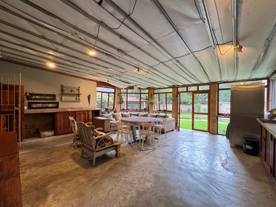 8 Bedroom Property for Sale in Lyttelton Manor Gauteng