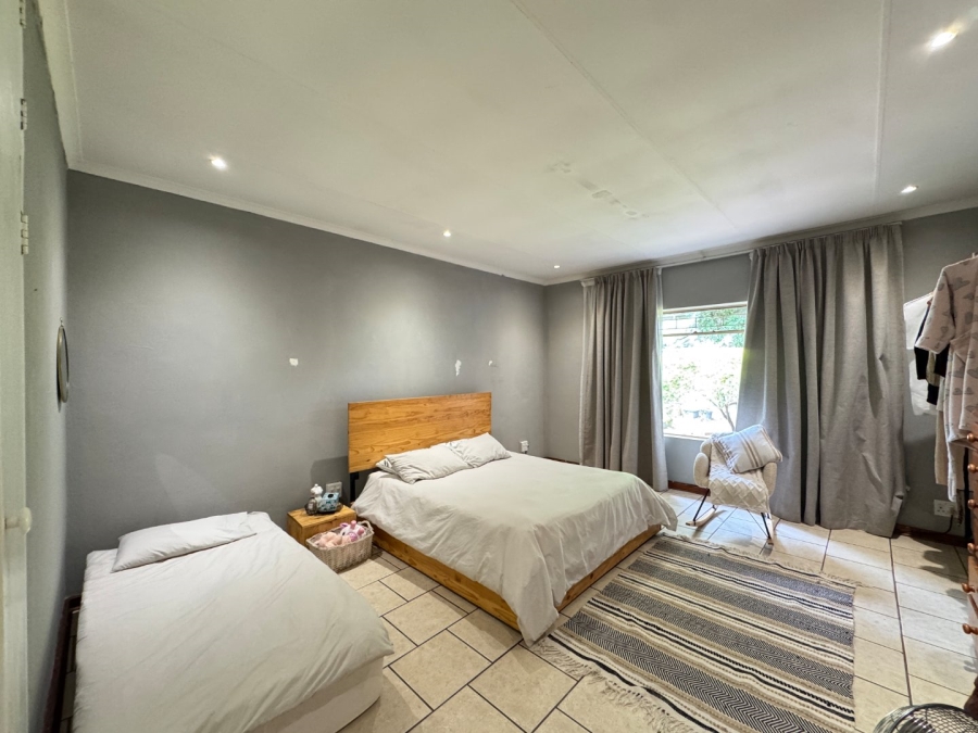 8 Bedroom Property for Sale in Lyttelton Manor Gauteng