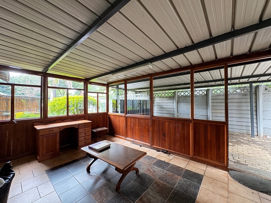 8 Bedroom Property for Sale in Lyttelton Manor Gauteng