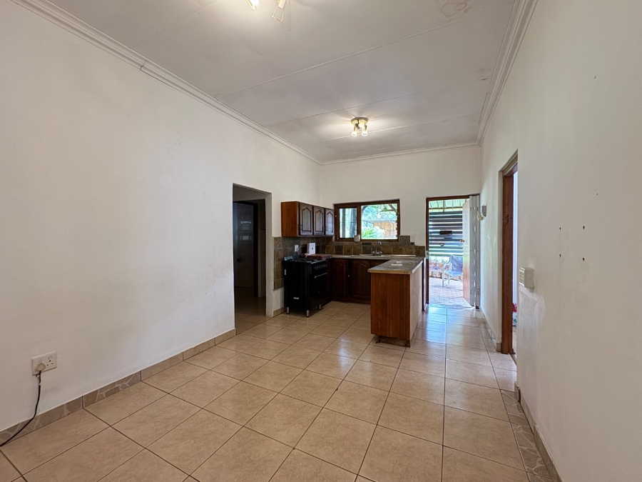 8 Bedroom Property for Sale in Lyttelton Manor Gauteng