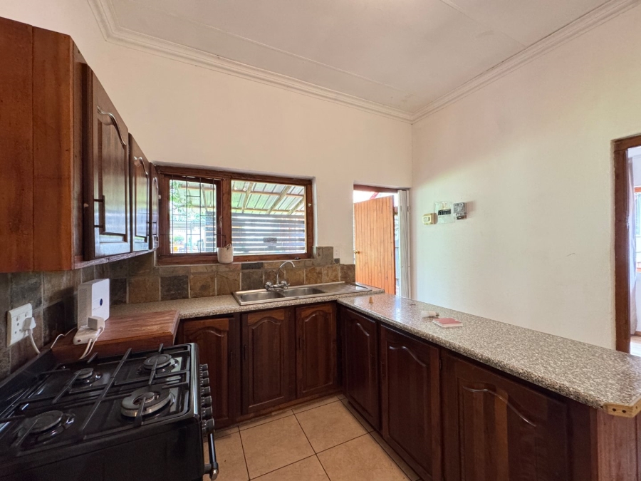 8 Bedroom Property for Sale in Lyttelton Manor Gauteng