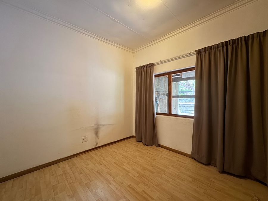 8 Bedroom Property for Sale in Lyttelton Manor Gauteng