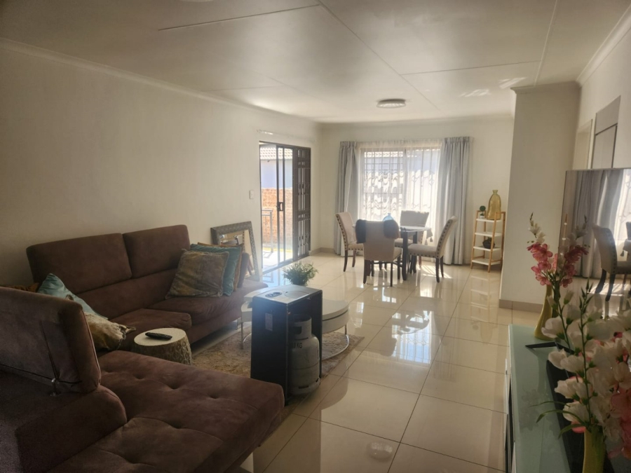 3 Bedroom Property for Sale in Parkrand Gauteng