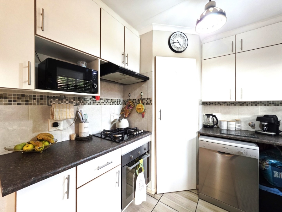 2 Bedroom Property for Sale in Meyerspark Gauteng