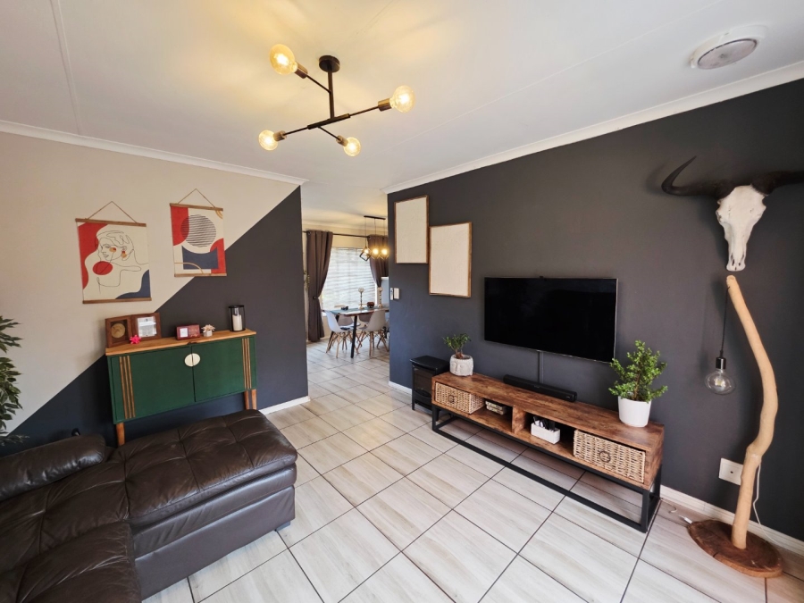 2 Bedroom Property for Sale in Meyerspark Gauteng