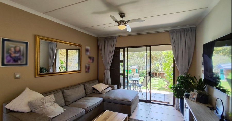 2 Bedroom Property for Sale in Greenstone Hill Gauteng